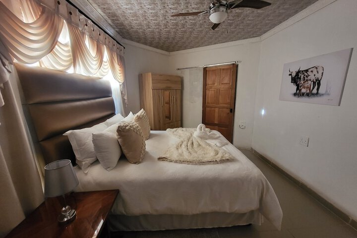 Room 10 of 52