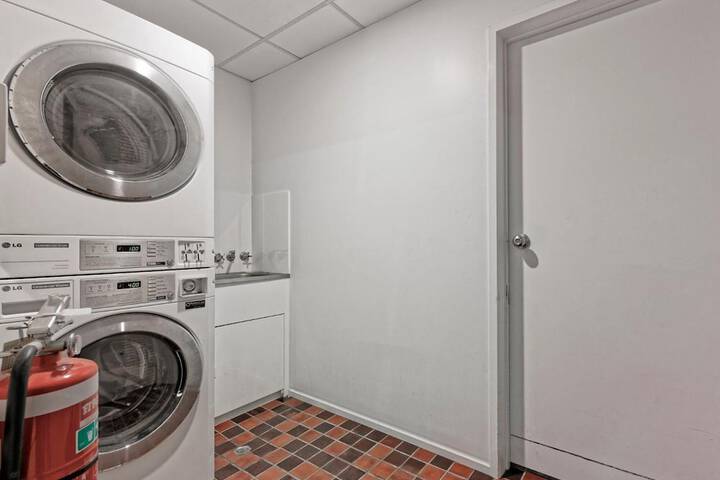 Laundry 17 of 26