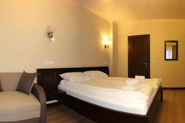 Room 19 of 63