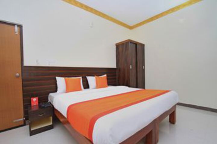 Room 9 of 21