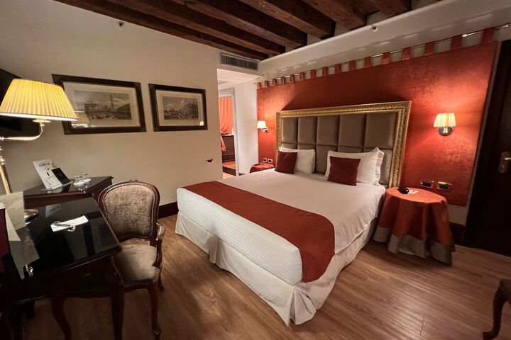 Room 134 of 290