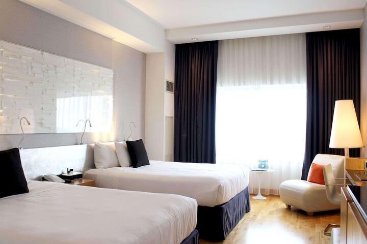 2 Queen Beds City or Valley View (8 of 34)