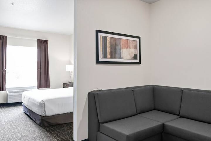 Room 21 of 72