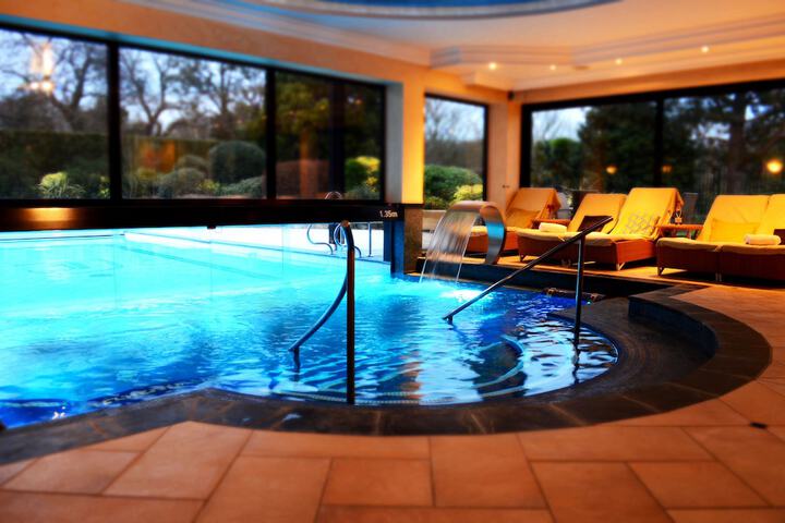 Pool 34 of 63