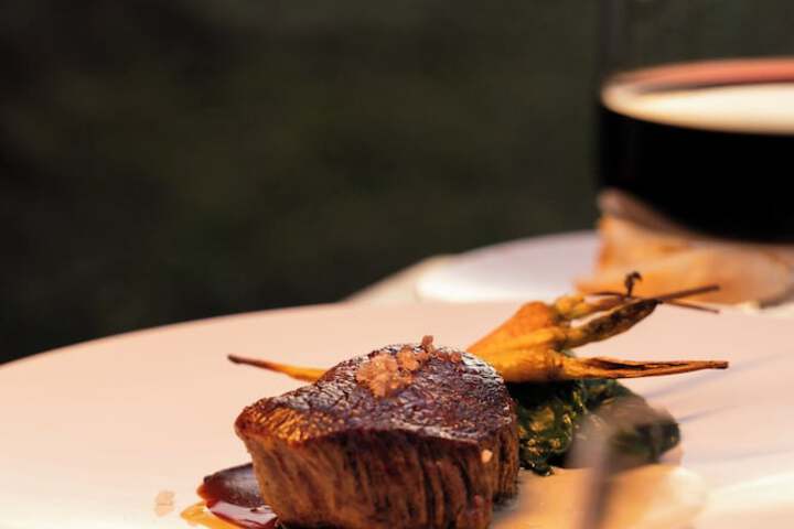 Dining 27 of 58