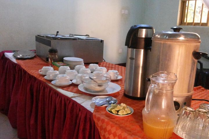 Breakfast/Coffee Service 30 of 42