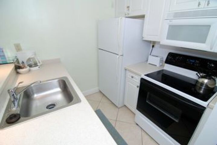 Room 15 of 28