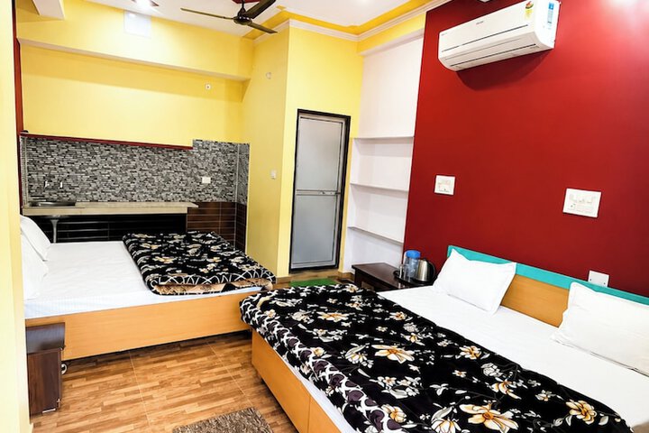 Room 2 of 12