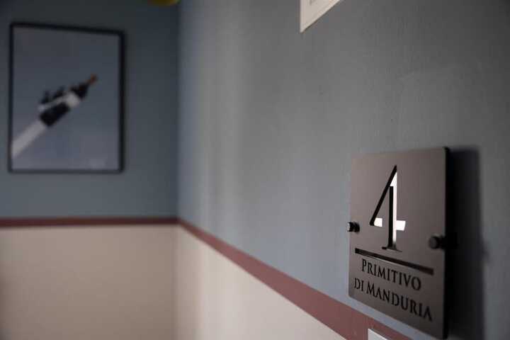 Room 45 of 128
