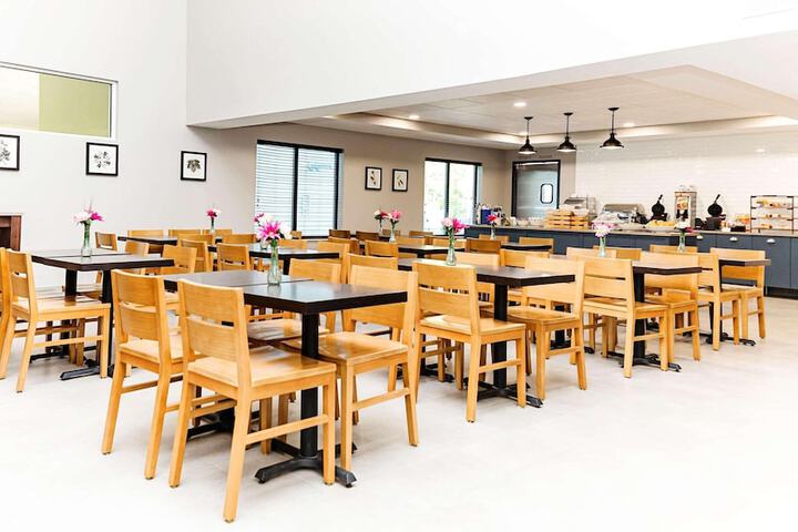 Breakfast area