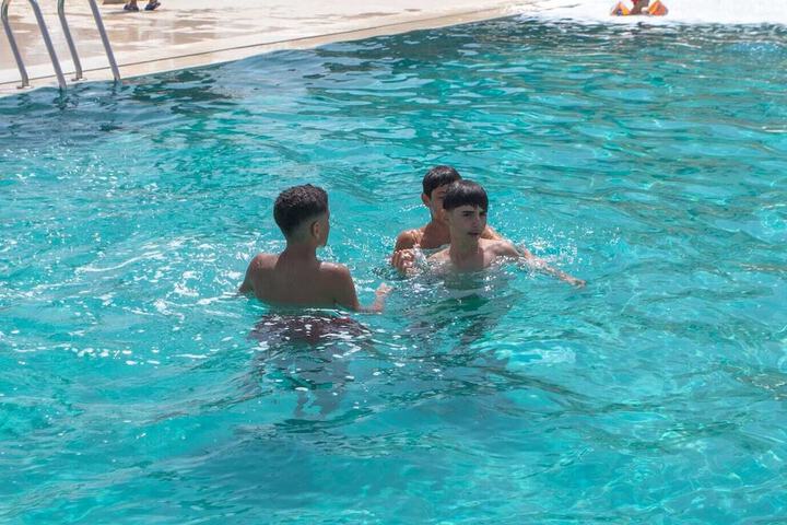 Pool 37 of 59