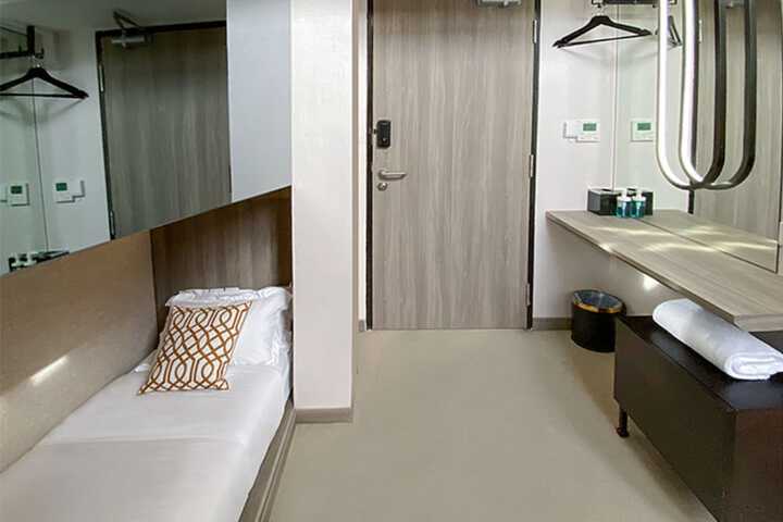 Room 71 of 180