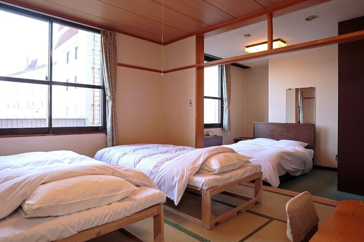 Room 14 of 34
