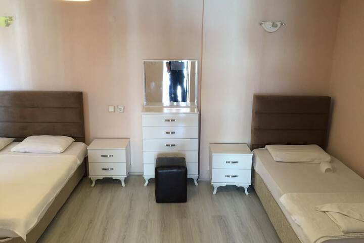 Room 5 of 26
