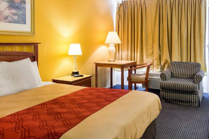 Double Bed (7 of 9)