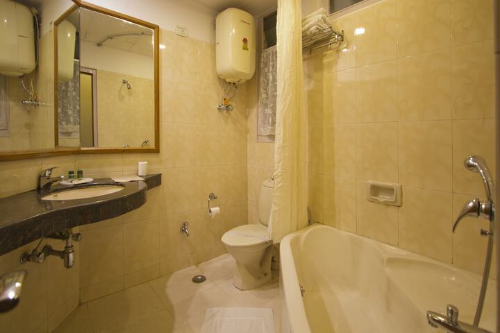 Room 30 of 54