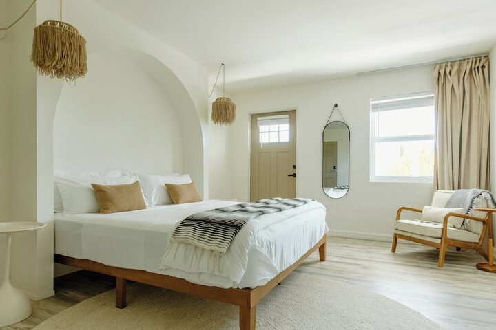 Room 15 of 47