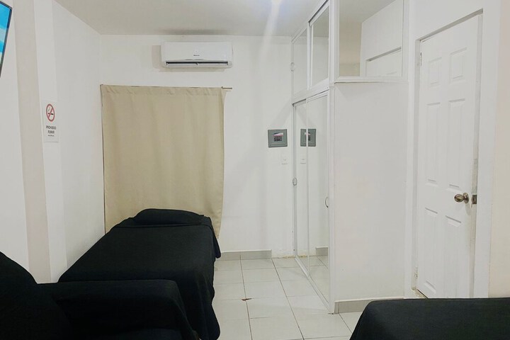 Room 45 of 103