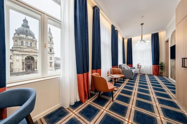 Room 21 of 89