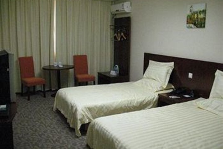 Room 5 of 7