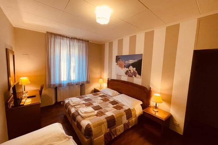 Room 7 of 31