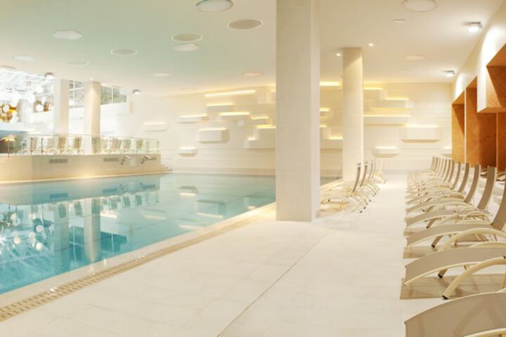 Pool 14 of 50