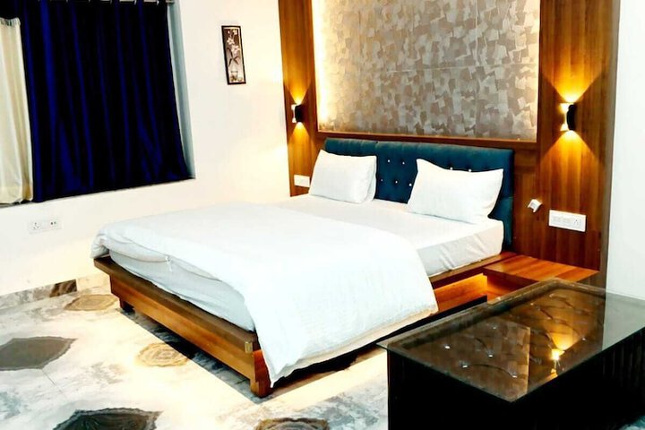 Room 3 of 23