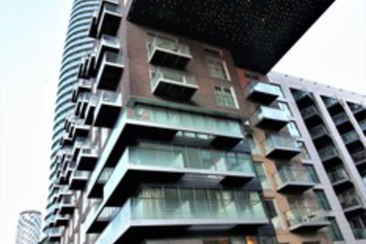 Hotel Exterior 11 of 31