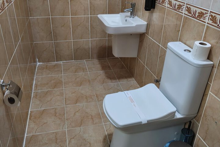Room 14 of 25
