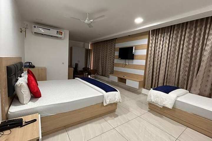 Room 17 of 31
