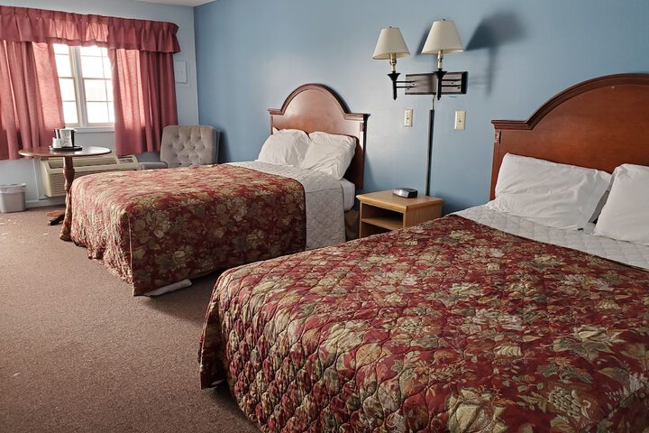 Comfort Room 2 Queen Beds (3 of 15)