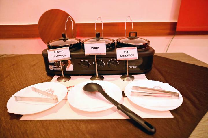 Breakfast/Coffee Service 65 of 81