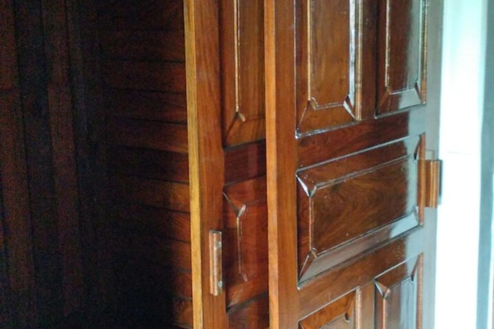 Room 11 of 30