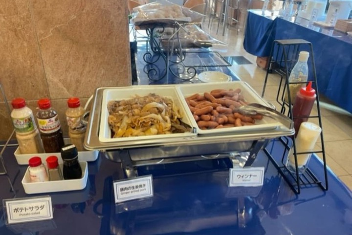 Breakfast meal