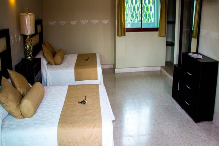 Room 2 of 22