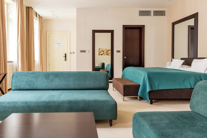 Room 36 of 70