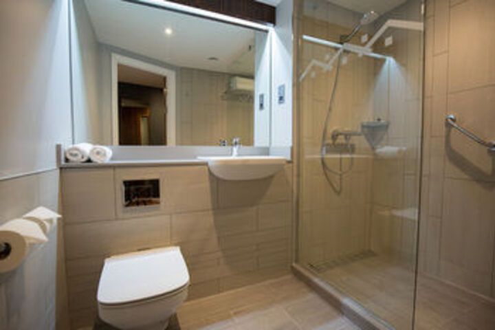 Clean Restrooms