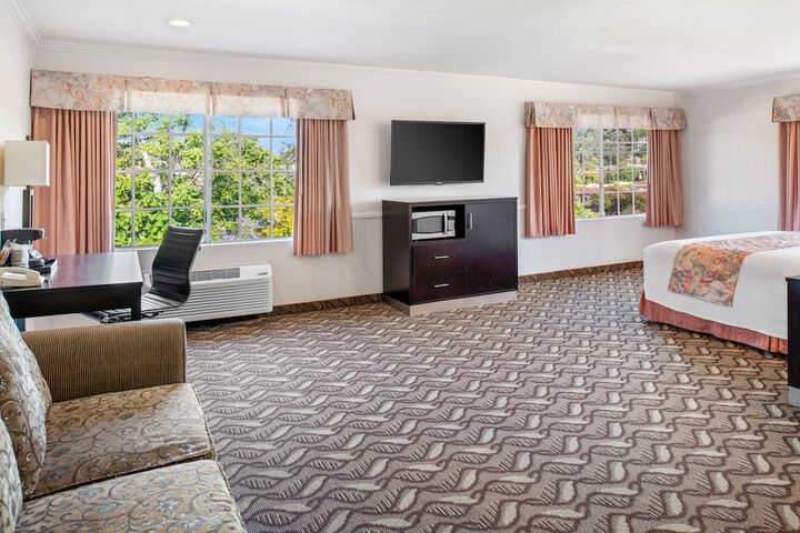 Room 19 of 36
