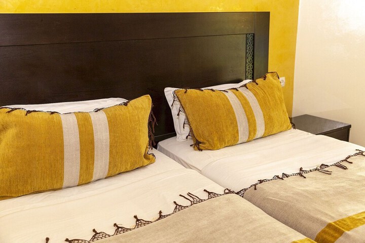 Room 3 of 37