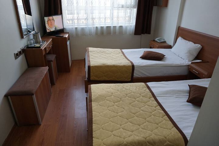 Room 17 of 49