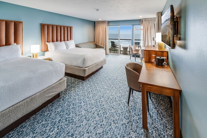 Room 18 of 220