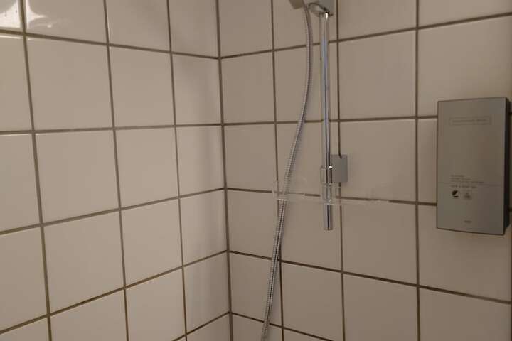 Room 15 of 49