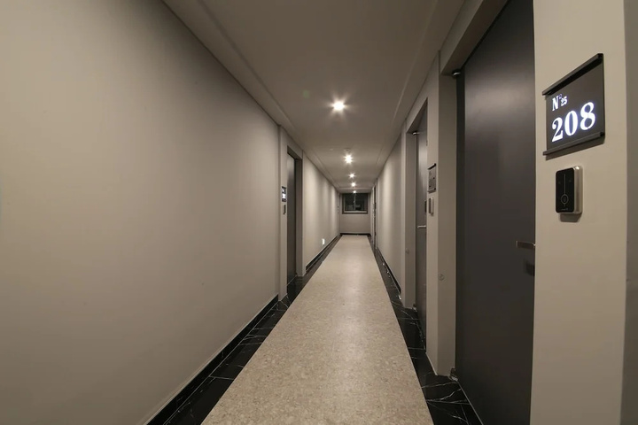 Room 15 of 24