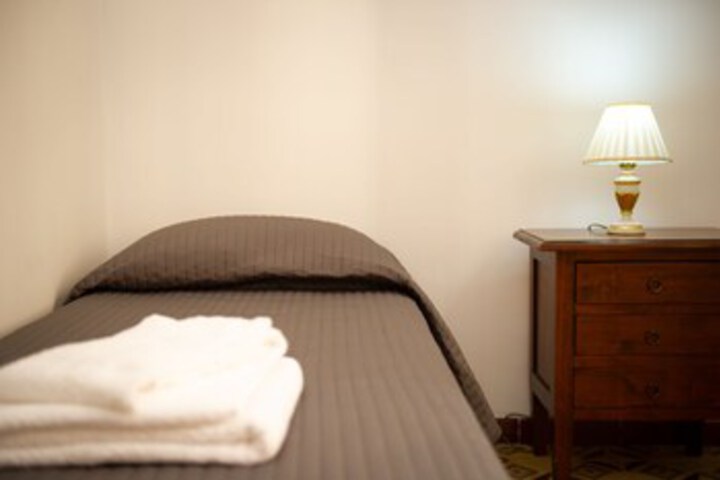 Room 51 of 123