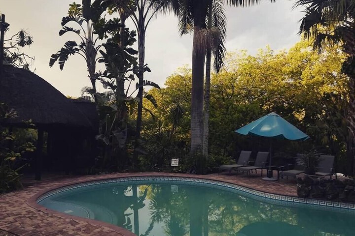 Pool 30 of 56