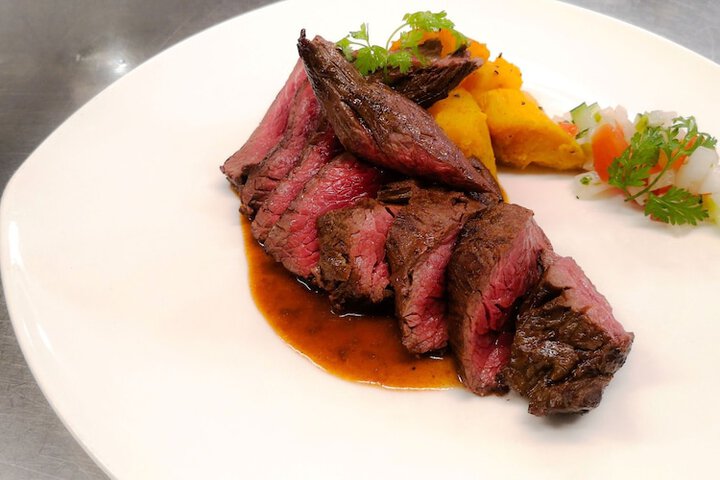 Dining 61 of 90