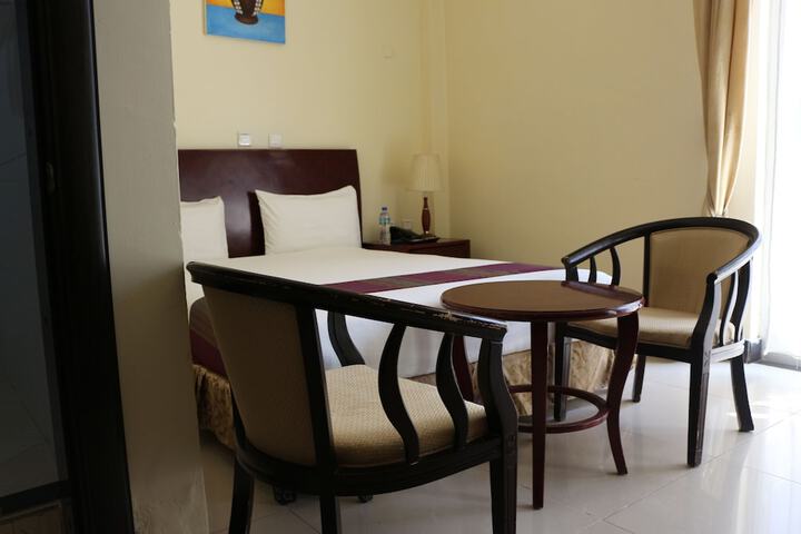 Room 17 of 22