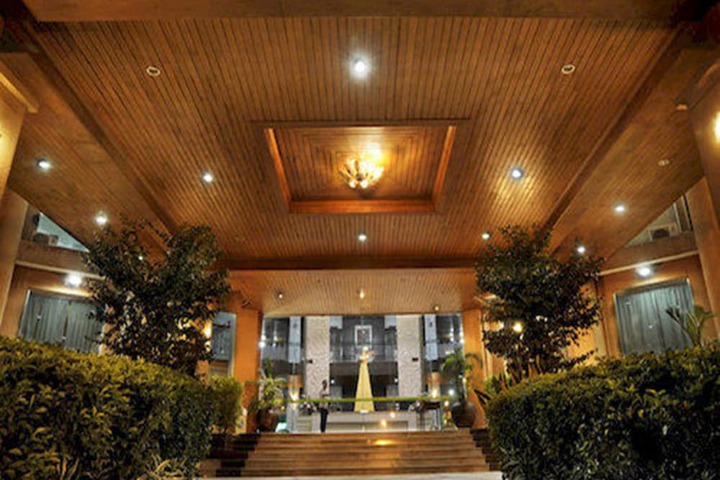 Hotel 68 of 69