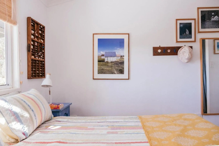 Room 4 of 14