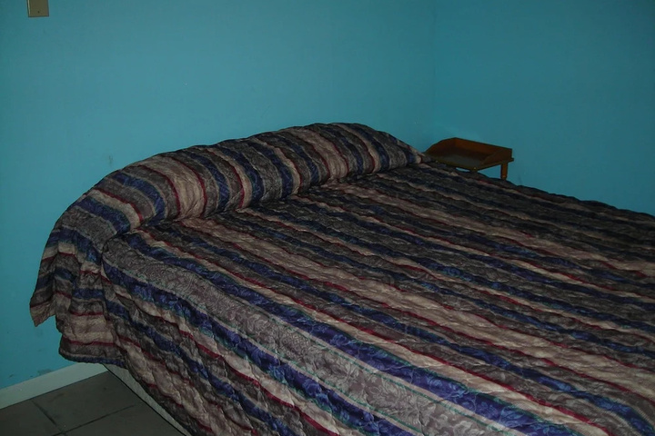 Room 6 of 19